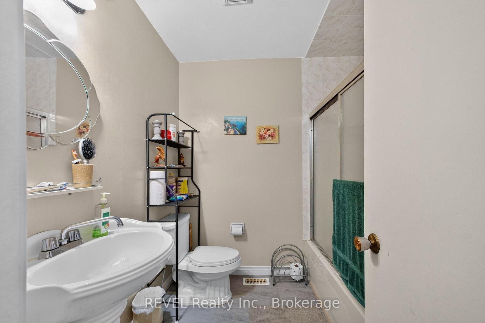 4 Kerwin Gate • St. Catharines, ON photo 12