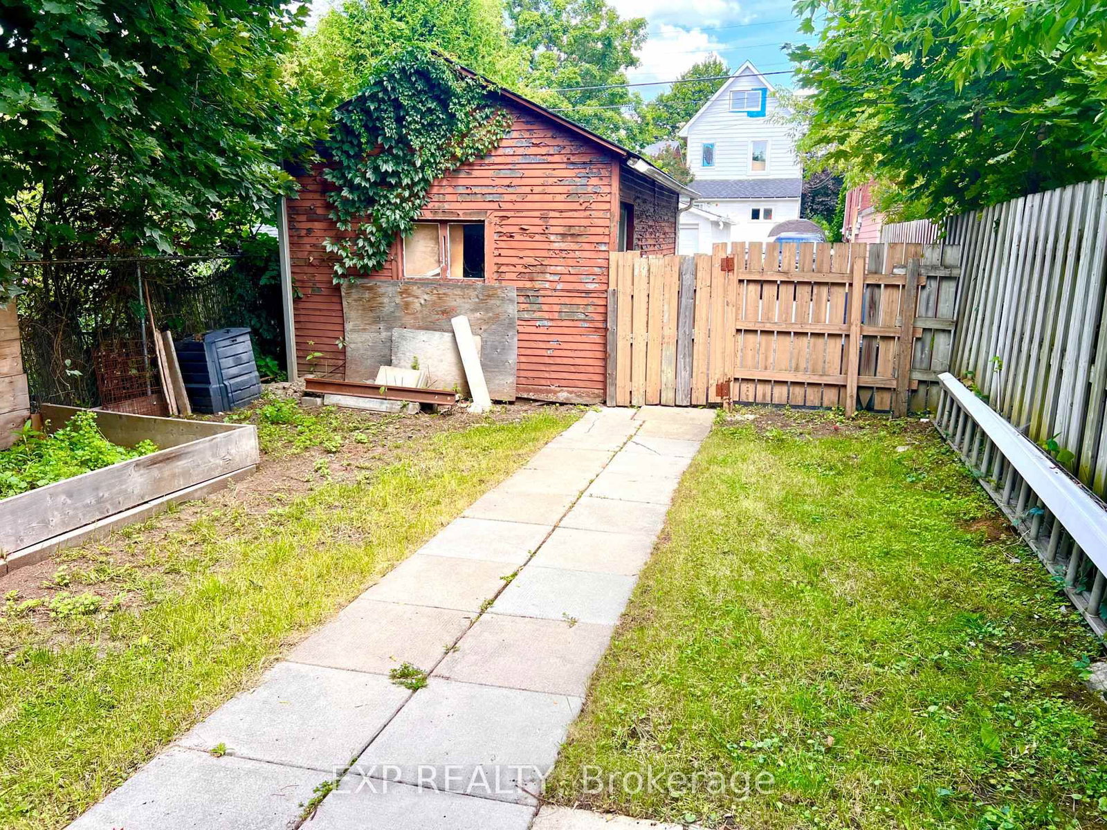 107 Spadina Avenue • Ottawa, ON photo 21