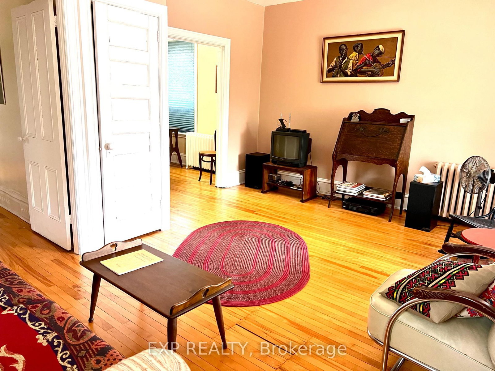 107 Spadina Avenue • Ottawa, ON photo 5