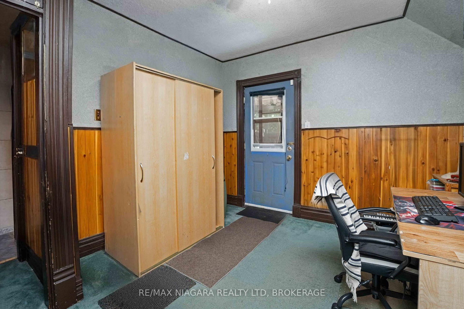 187 Emerald Street S • Hamilton, ON photo 19
