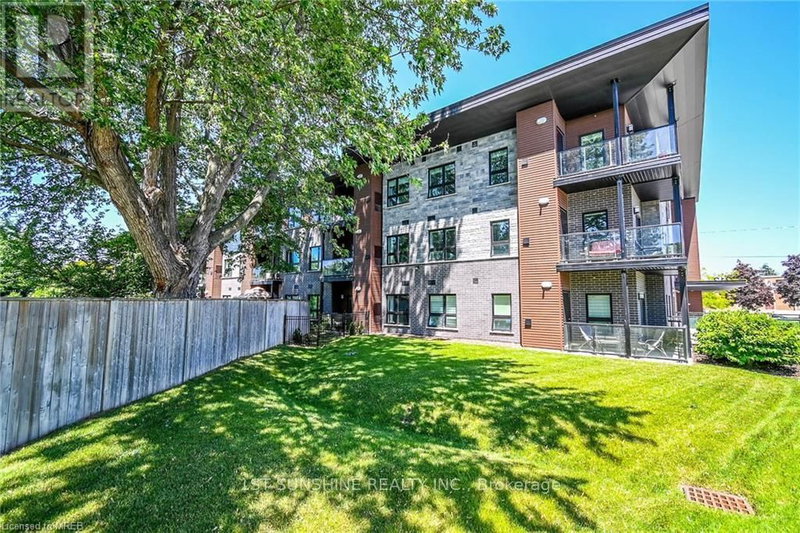 302 - 212 Lakeport Road