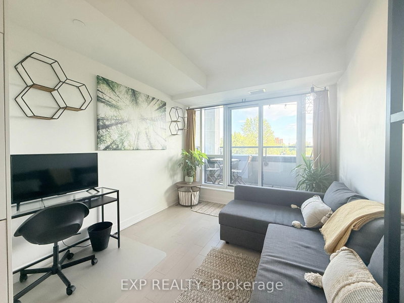 423 - 560 Rideau Street