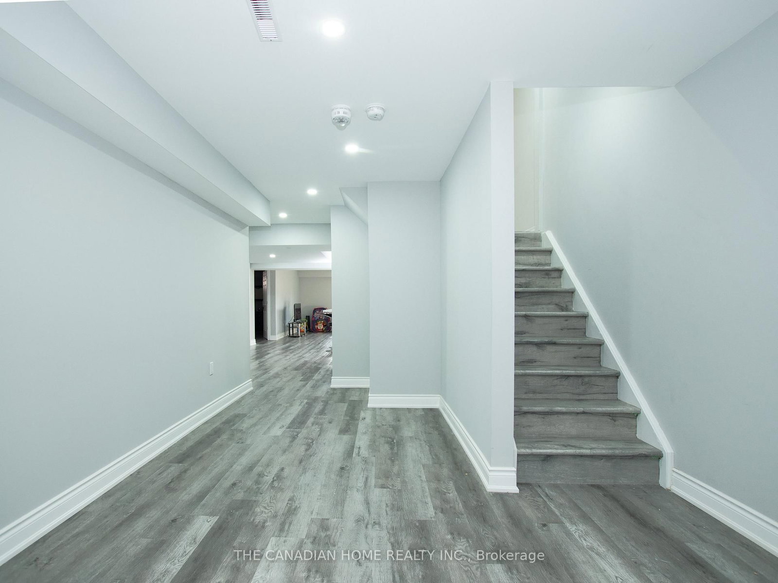 23 Chaumont Drive • Hamilton, ON photo 37