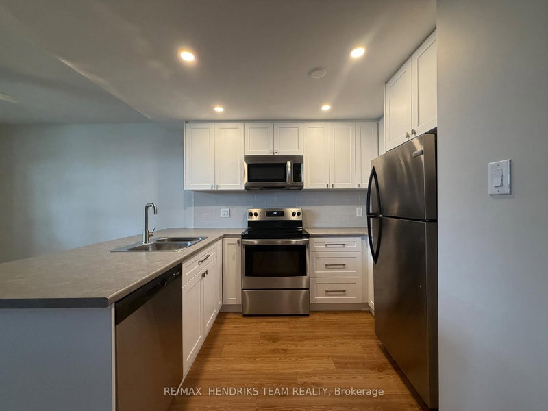 218 - 158 Fitch Street