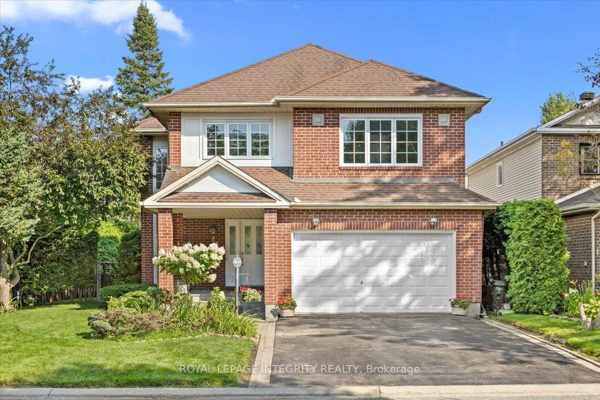 1 Strathbury Street • Ottawa, ON photo 1