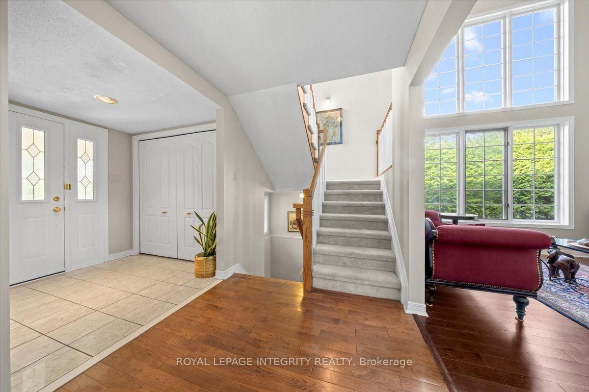 1 Strathbury Street • Ottawa, ON photo 18
