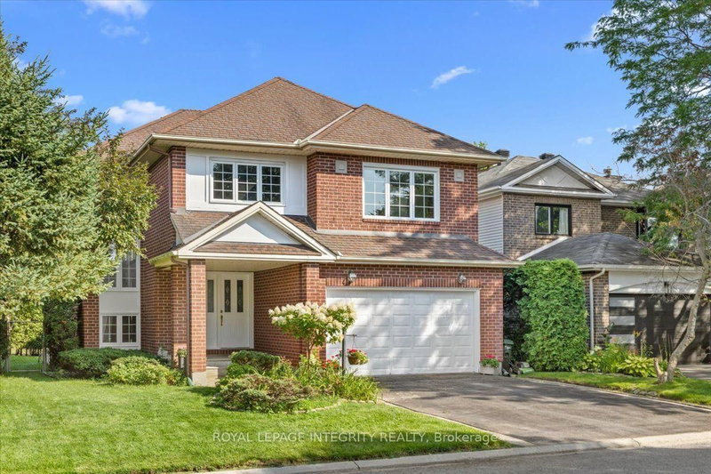 1 Strathbury Street