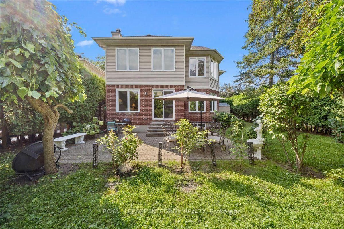 1 Strathbury Street • Ottawa, ON photo 37