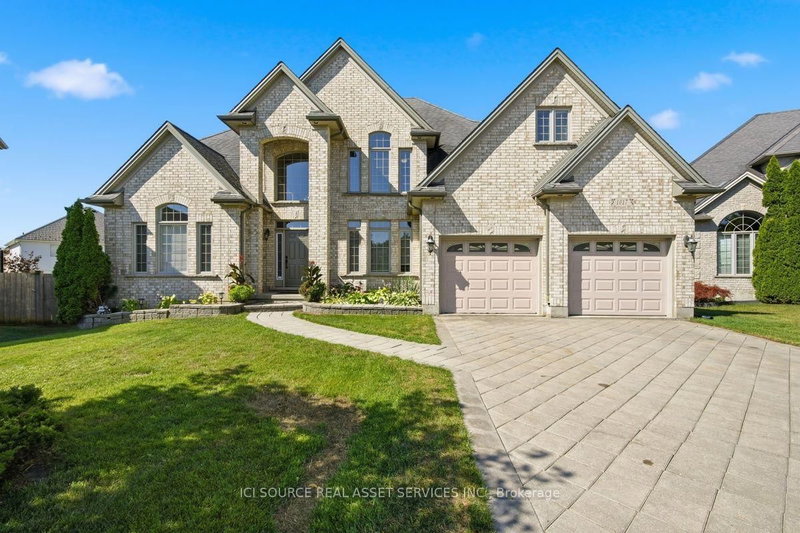 1017 Apricot Place