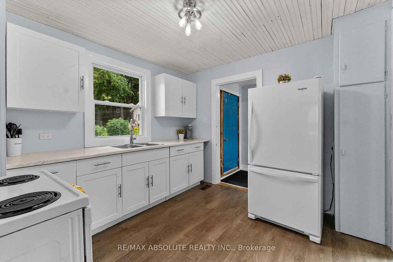 853 B River Road • Braeside, ON photo 14