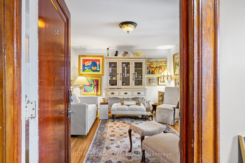 Unit 1 - 447 Holland Avenue