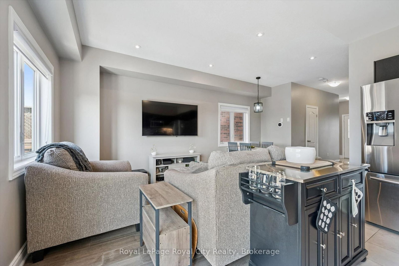 113 Courtney Street • Centre Wellington, ON photo 12