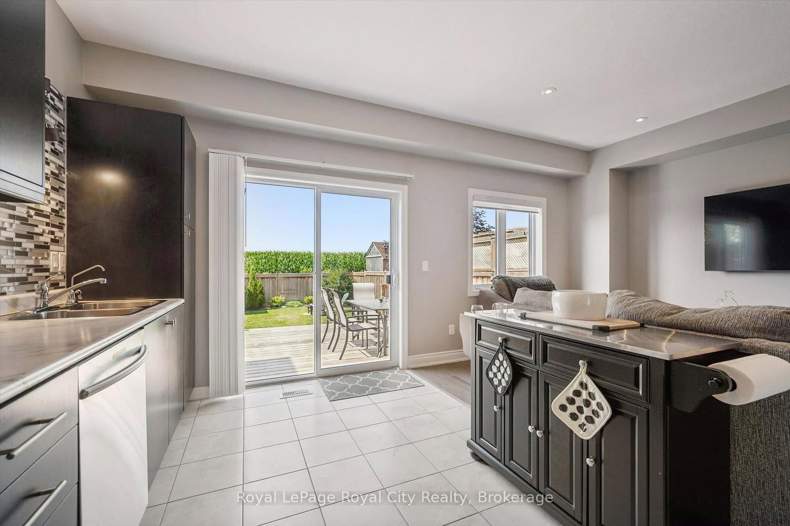 113 Courtney Street • Centre Wellington, ON photo 19