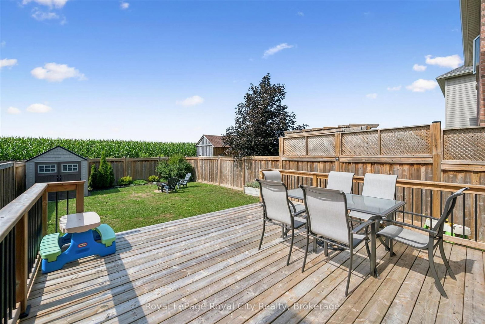 113 Courtney Street • Centre Wellington, ON photo 36