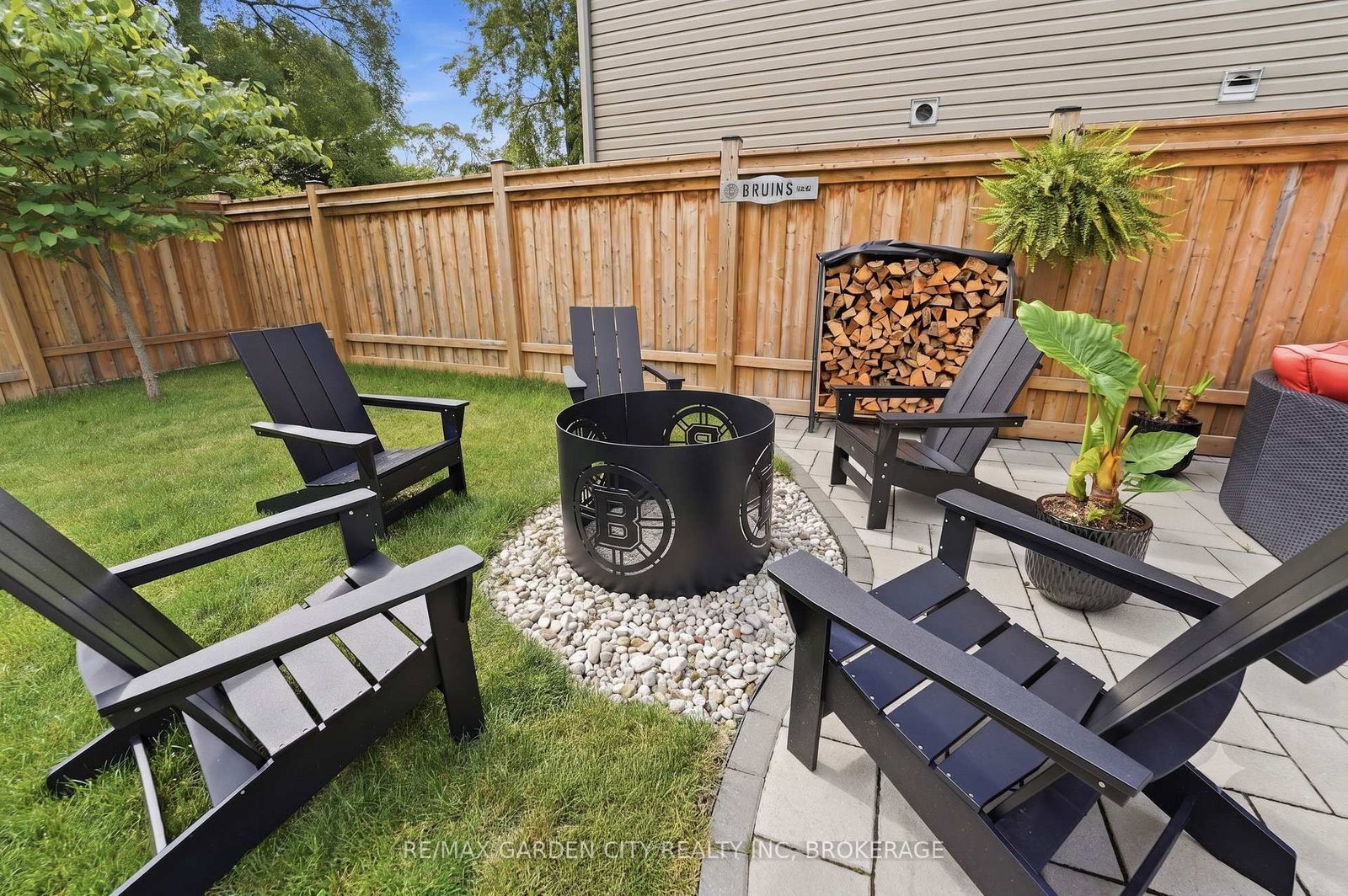 26 Carleton Street N • Thorold, ON photo 33