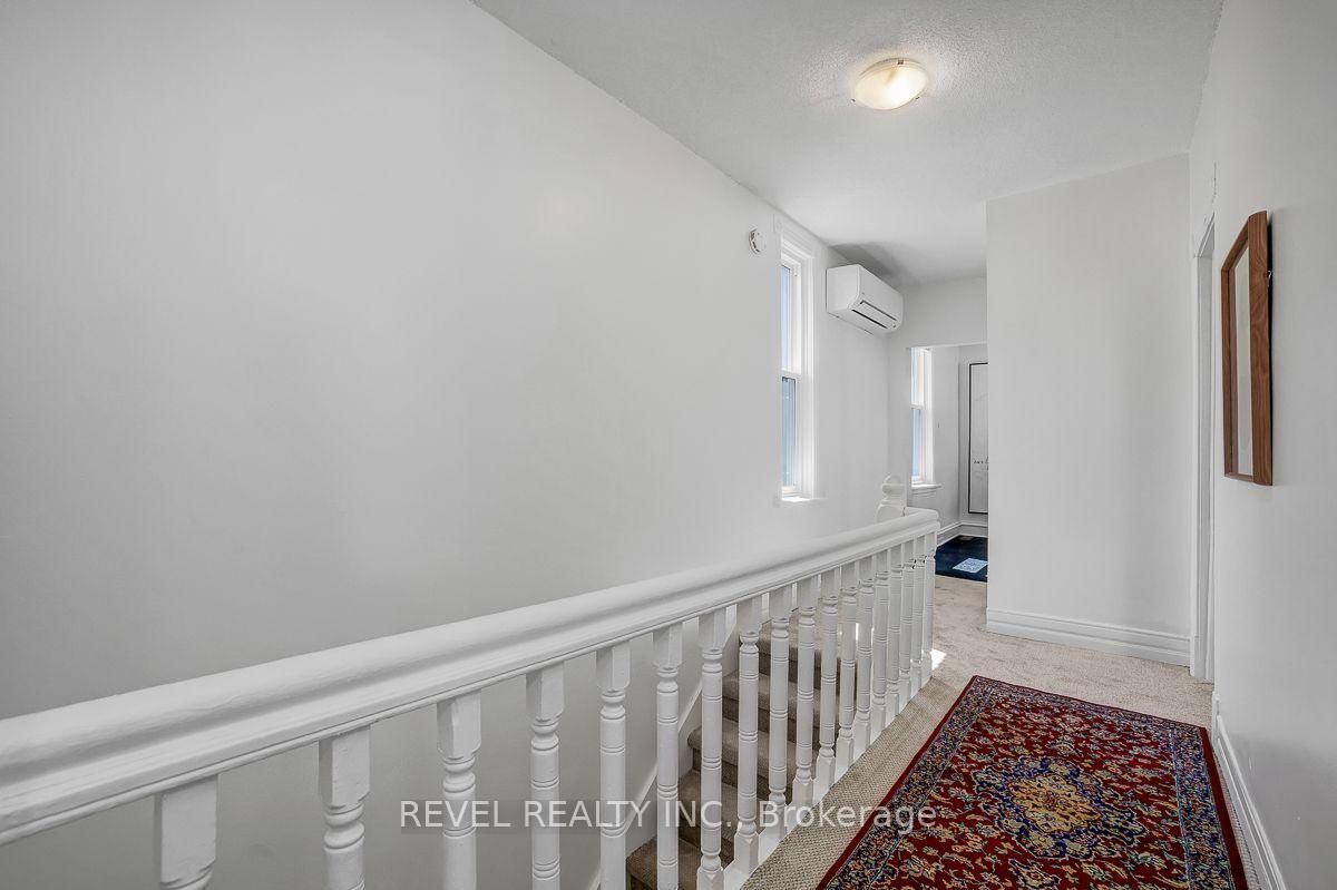 52 Lebreton Street N • Ottawa, ON photo 15
