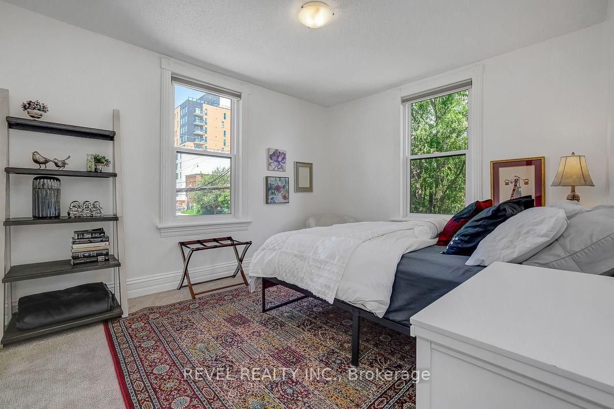 52 Lebreton Street N • Ottawa, ON photo 16