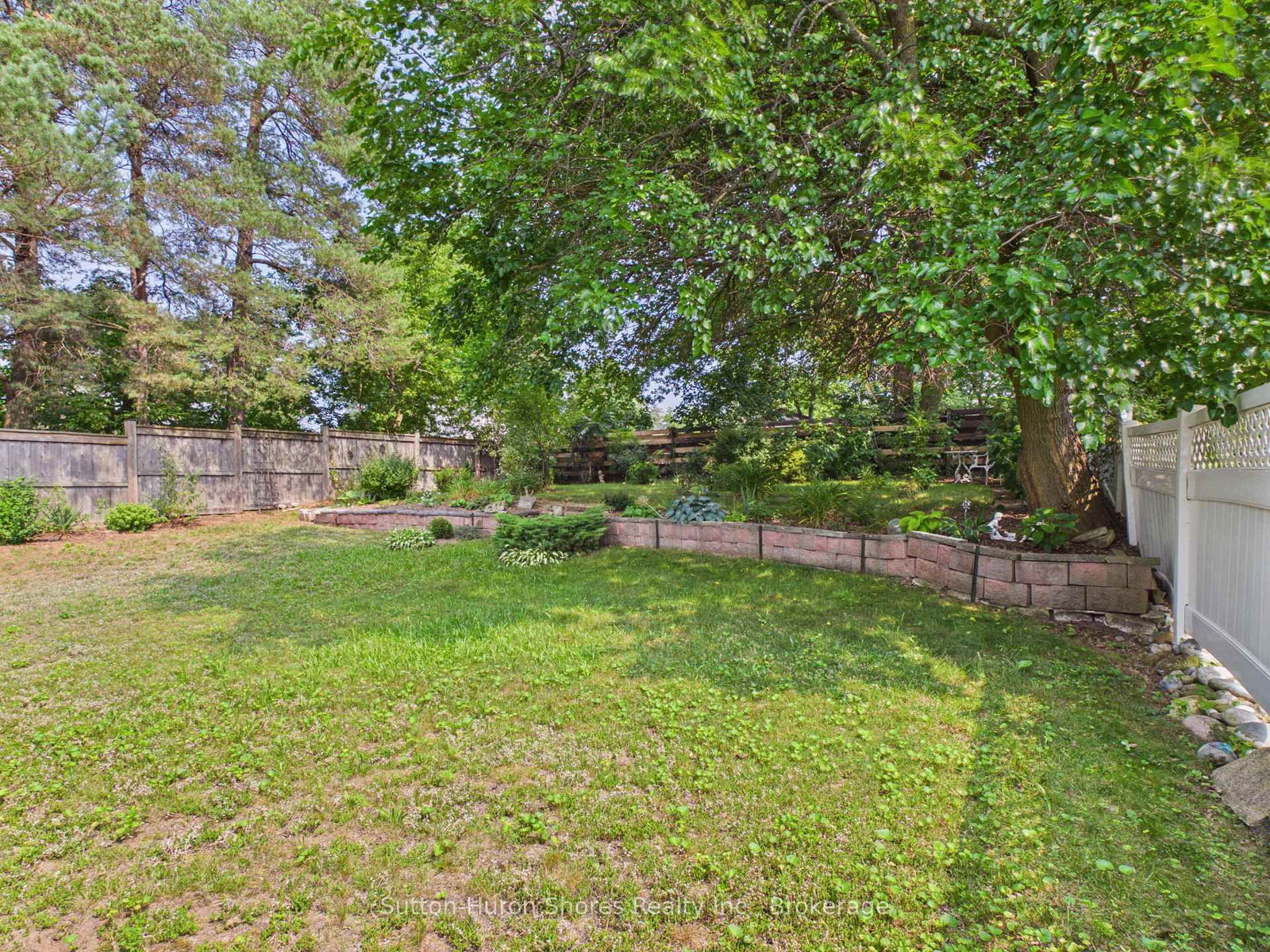 793 Ruby Street • Saugeen Shores, ON photo 34