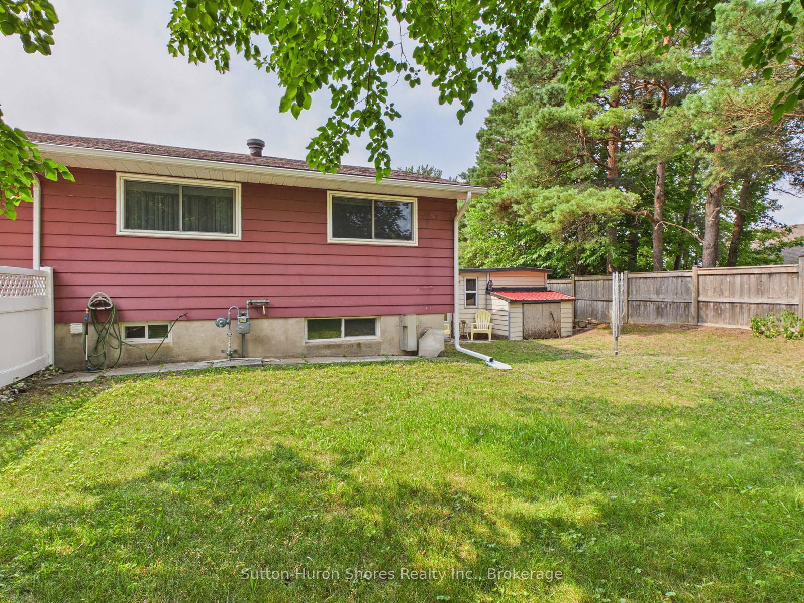 793 Ruby Street • Saugeen Shores, ON photo 36