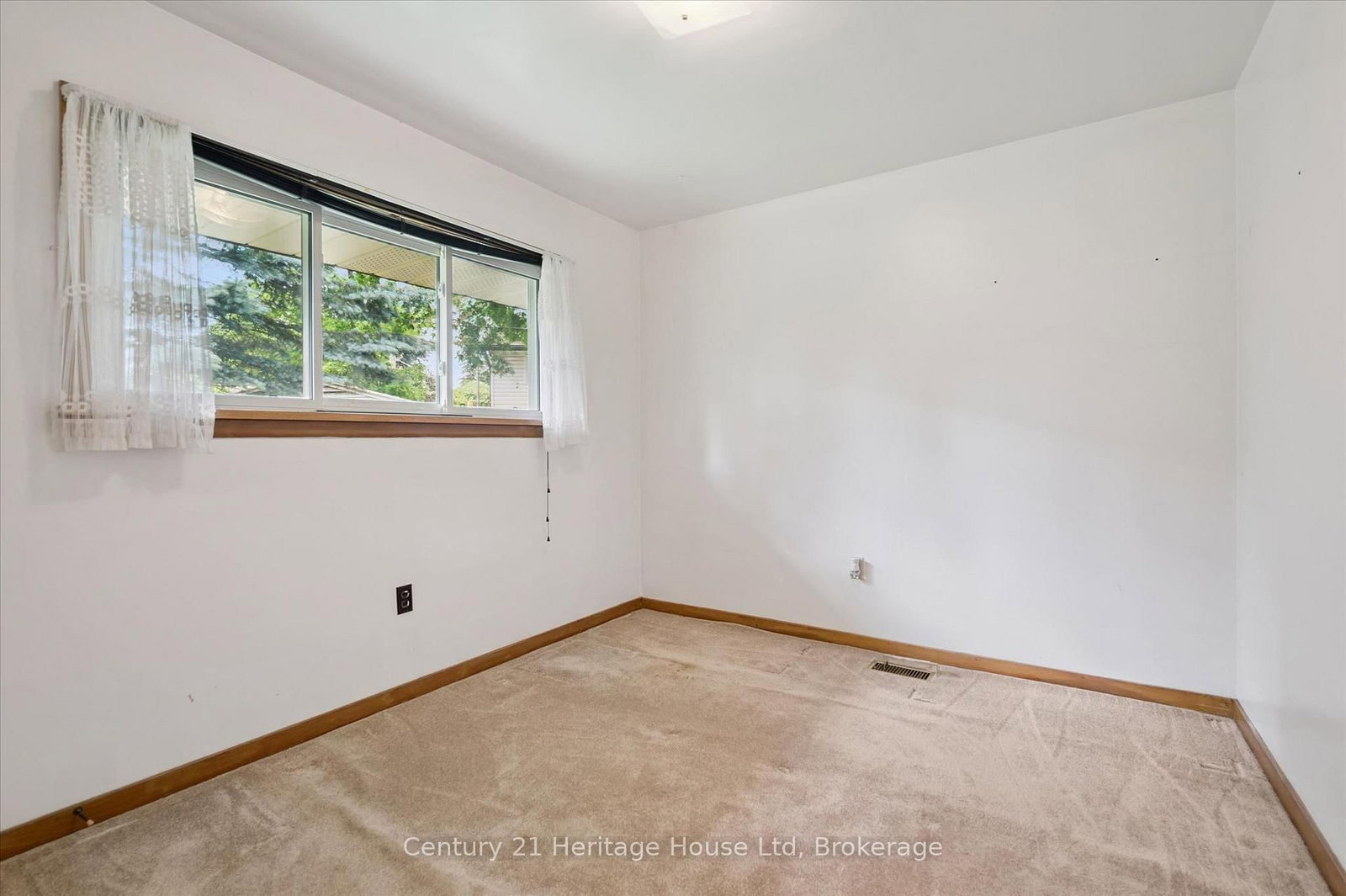 470 Cameron Street • Centre Wellington, ON photo 23