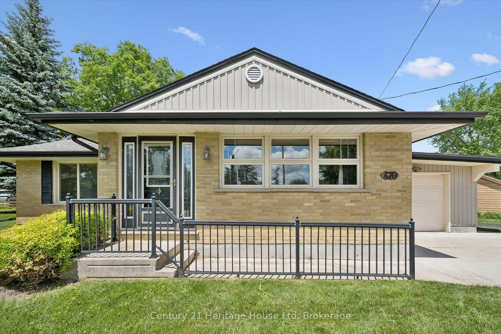 470 Cameron Street • Centre Wellington, ON photo 4