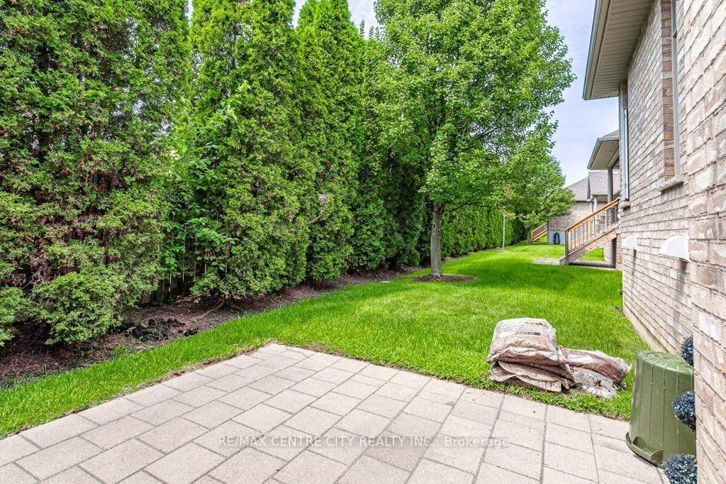 100 Southgate Parkway • #37 • St. Thomas, ON photo 27