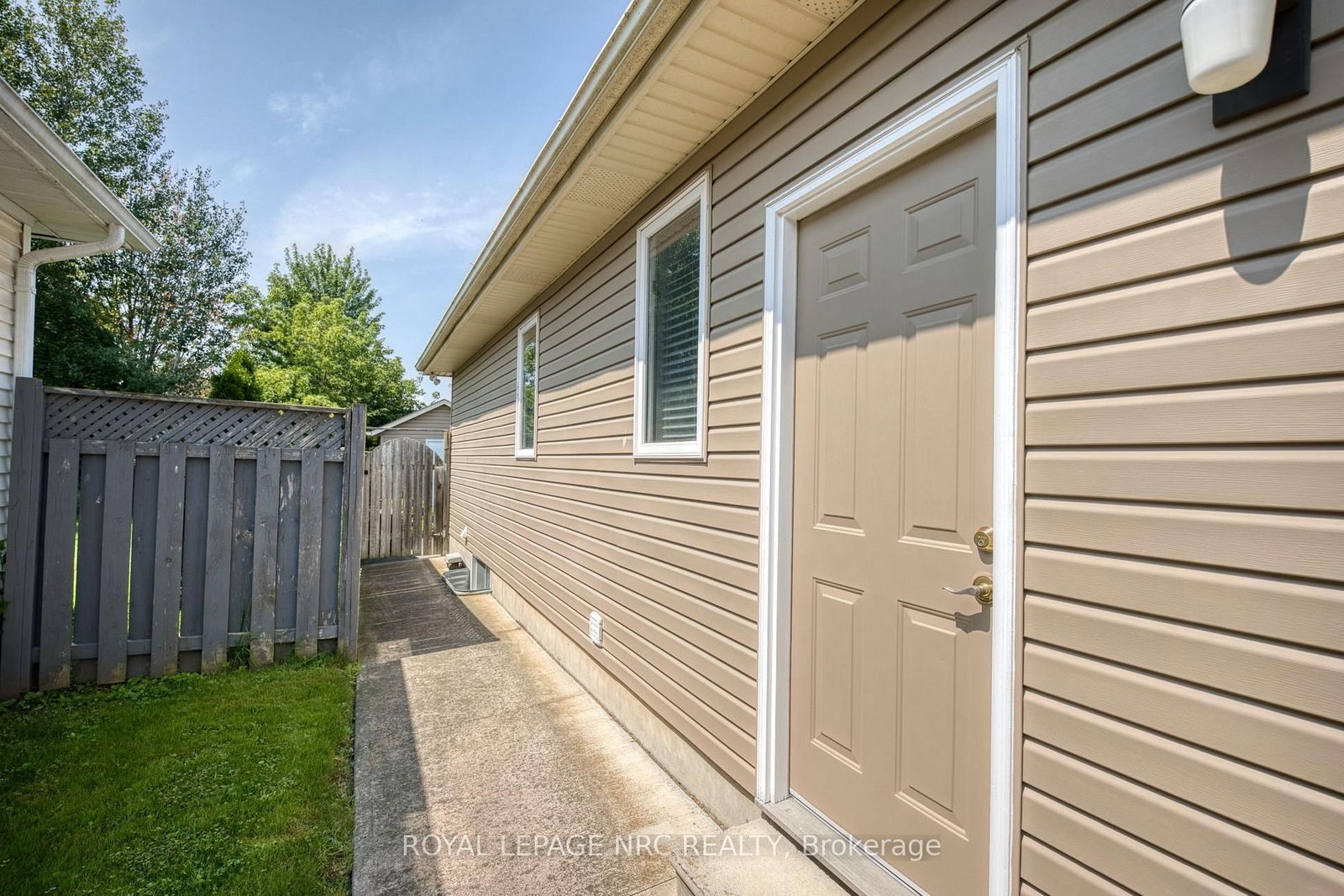 173 First Street Louth Street • St. Catharines, ON photo 36