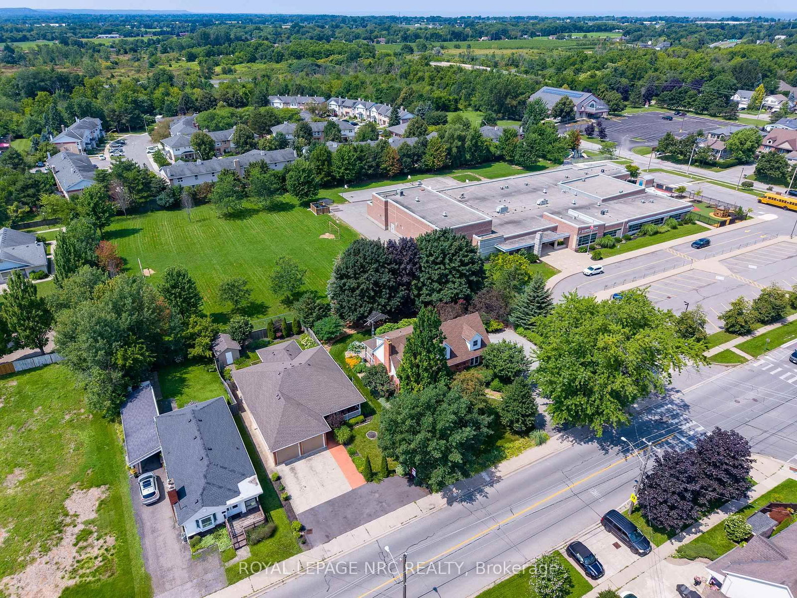 173 First Street Louth Street • St. Catharines, ON photo 47