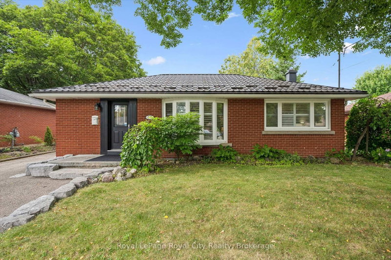10 Sumac Place