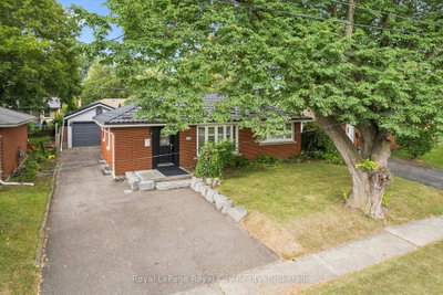 10 Sumac Place • Guelph, ON photo 2