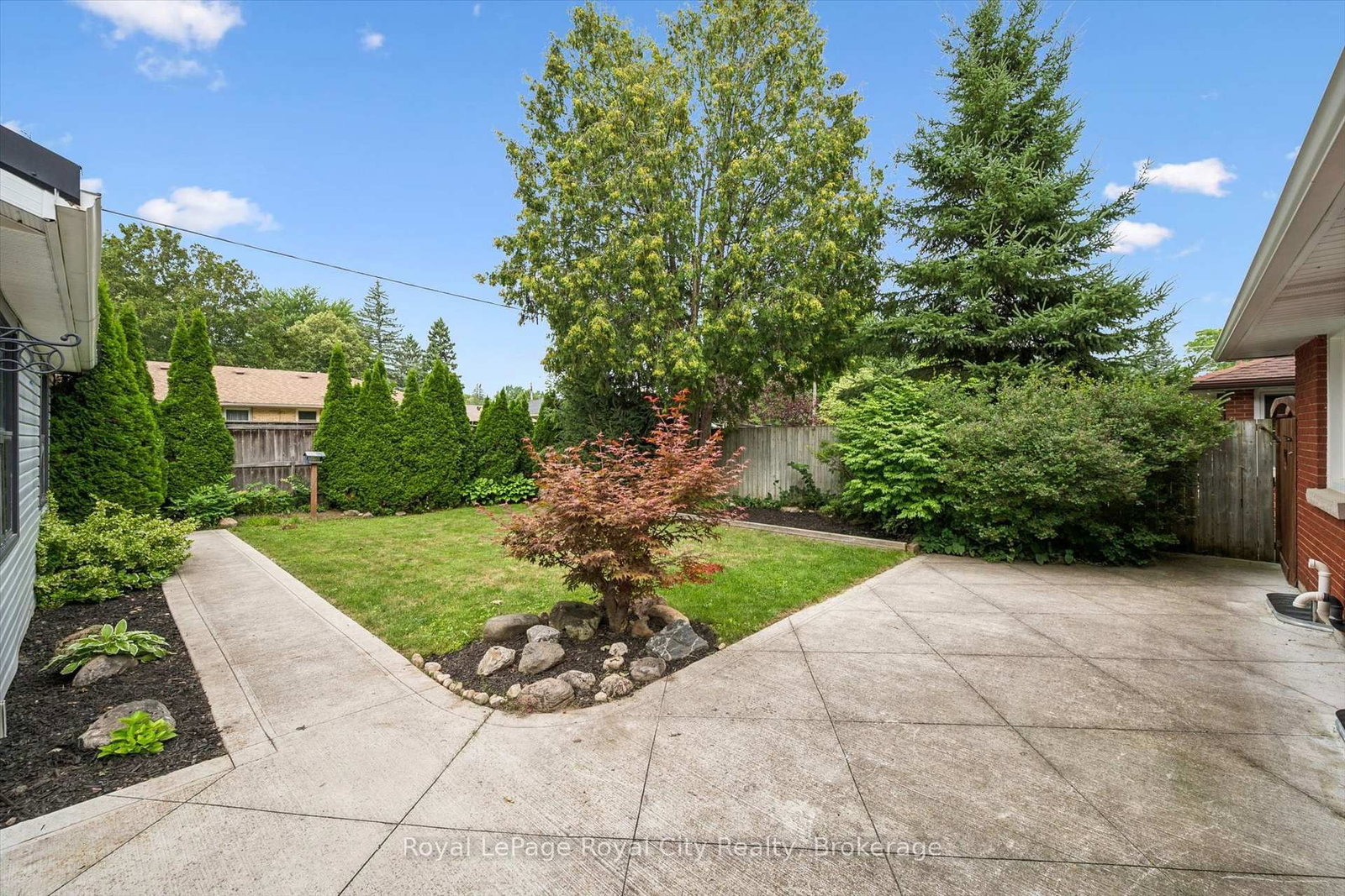 10 Sumac Place • Guelph, ON photo 37