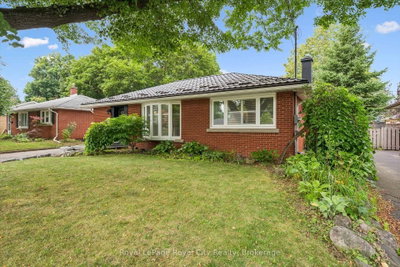 10 Sumac Place • Guelph, ON photo 4