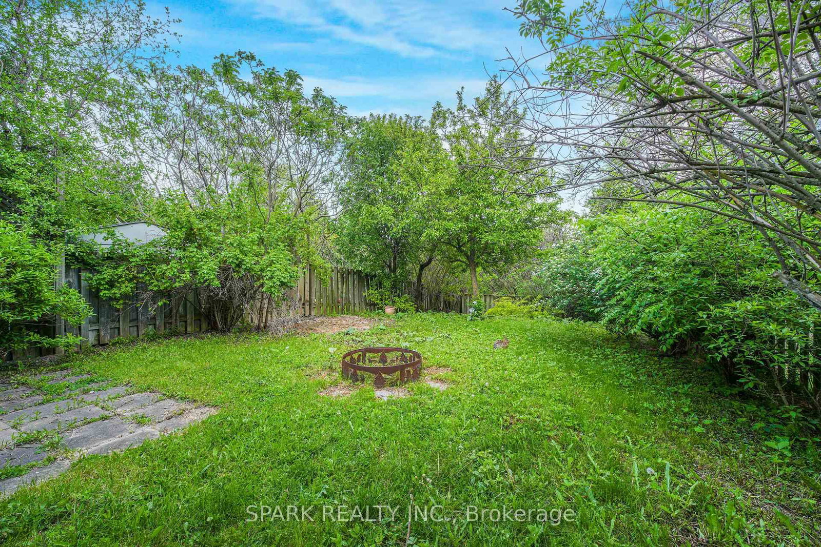 28 Lampman Crescent • Thorold, ON photo 26