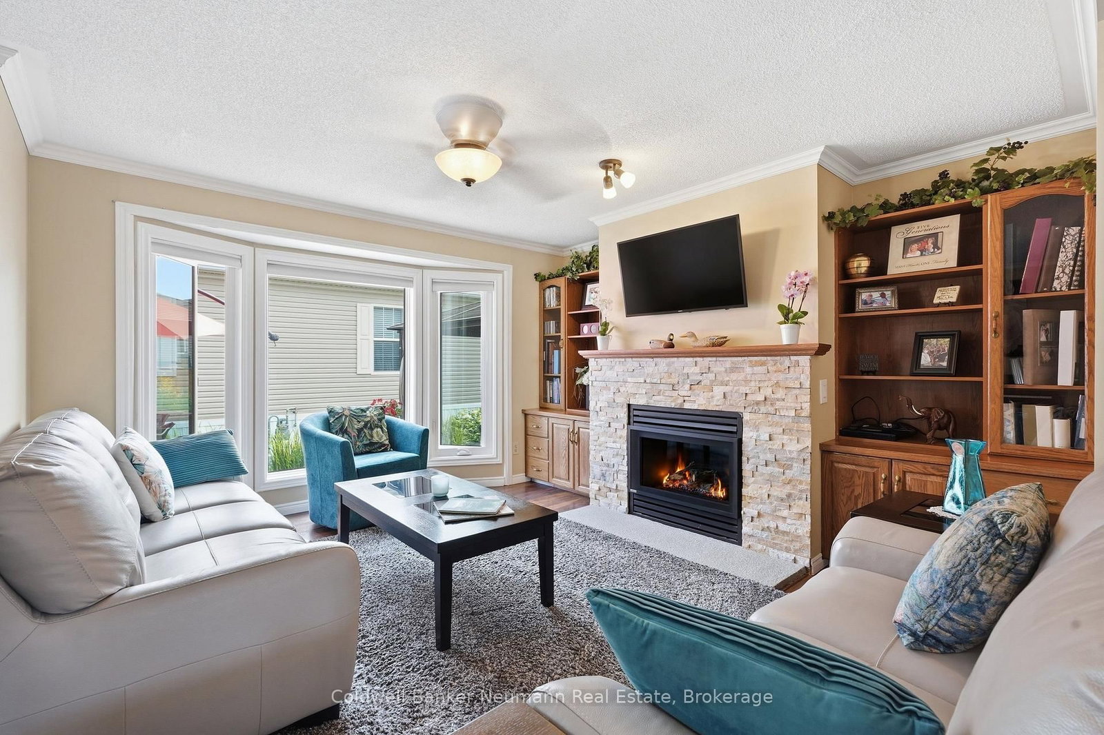9 Basswood Road • Puslinch, ON photo 3