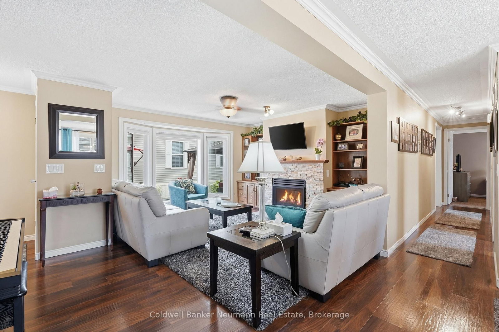 9 Basswood Road • Puslinch, ON photo 4