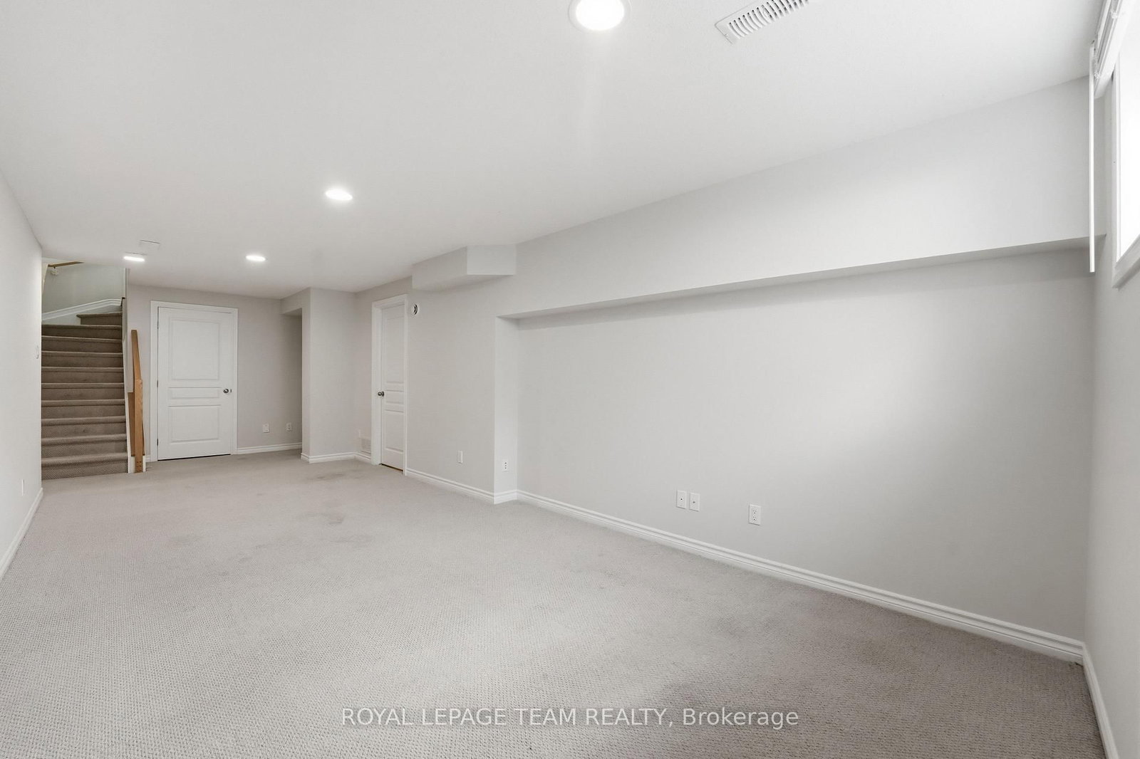 239 Tandalee Crescent • Ottawa, ON photo 31