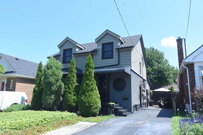 Detached House for sale at 139 Garside Avenue, Hamilton, Ontario, L8K 2W1 - Bartonville - MLS: X13674878