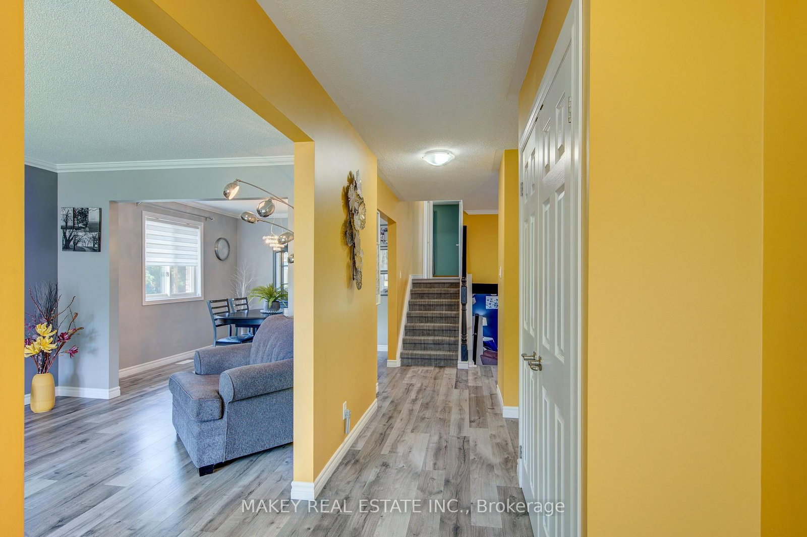 39 King Street • East Zorra-Tavistock, ON photo 4