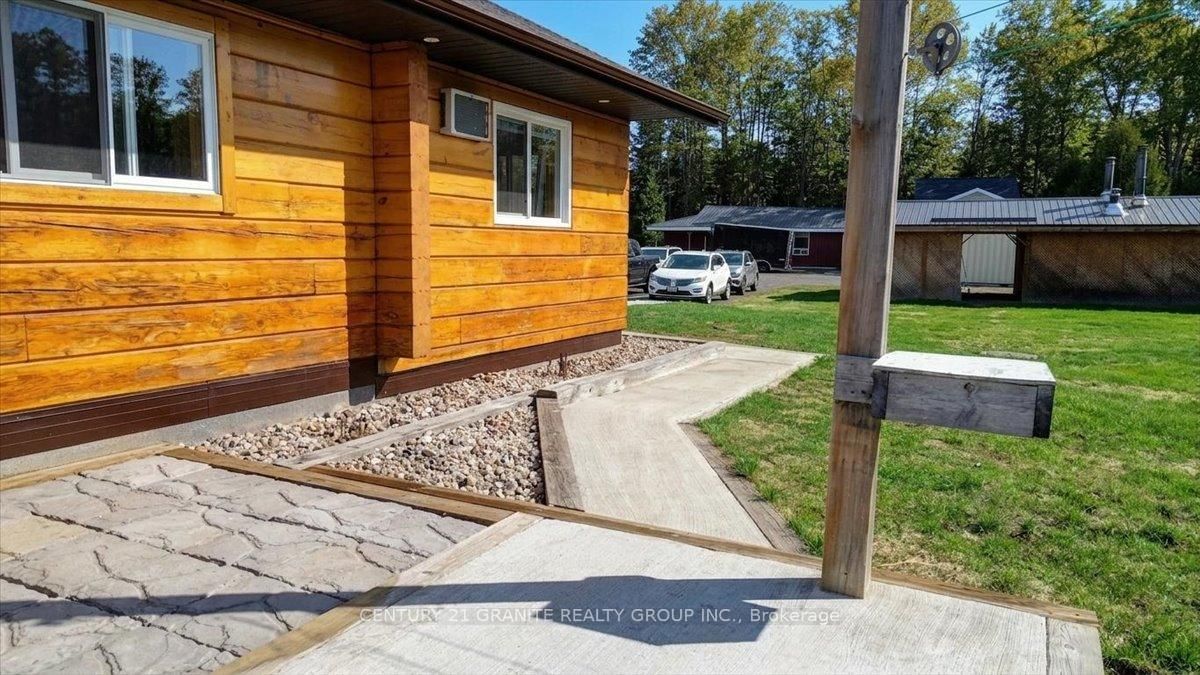 6859 Hwy 620 Highway • Coe Hill, ON photo 35