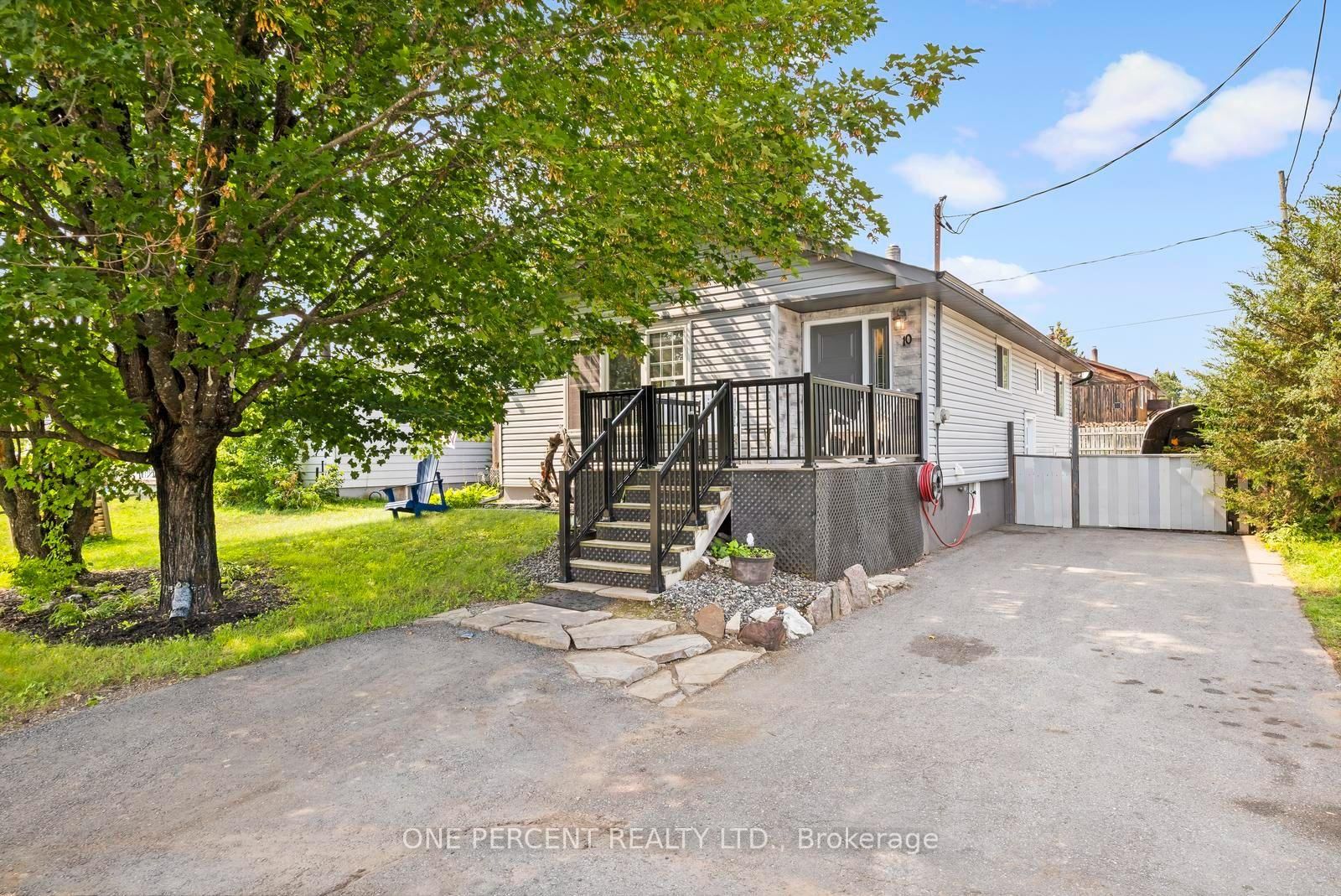10 Magnolia Street • Highlands East, ON photo 1