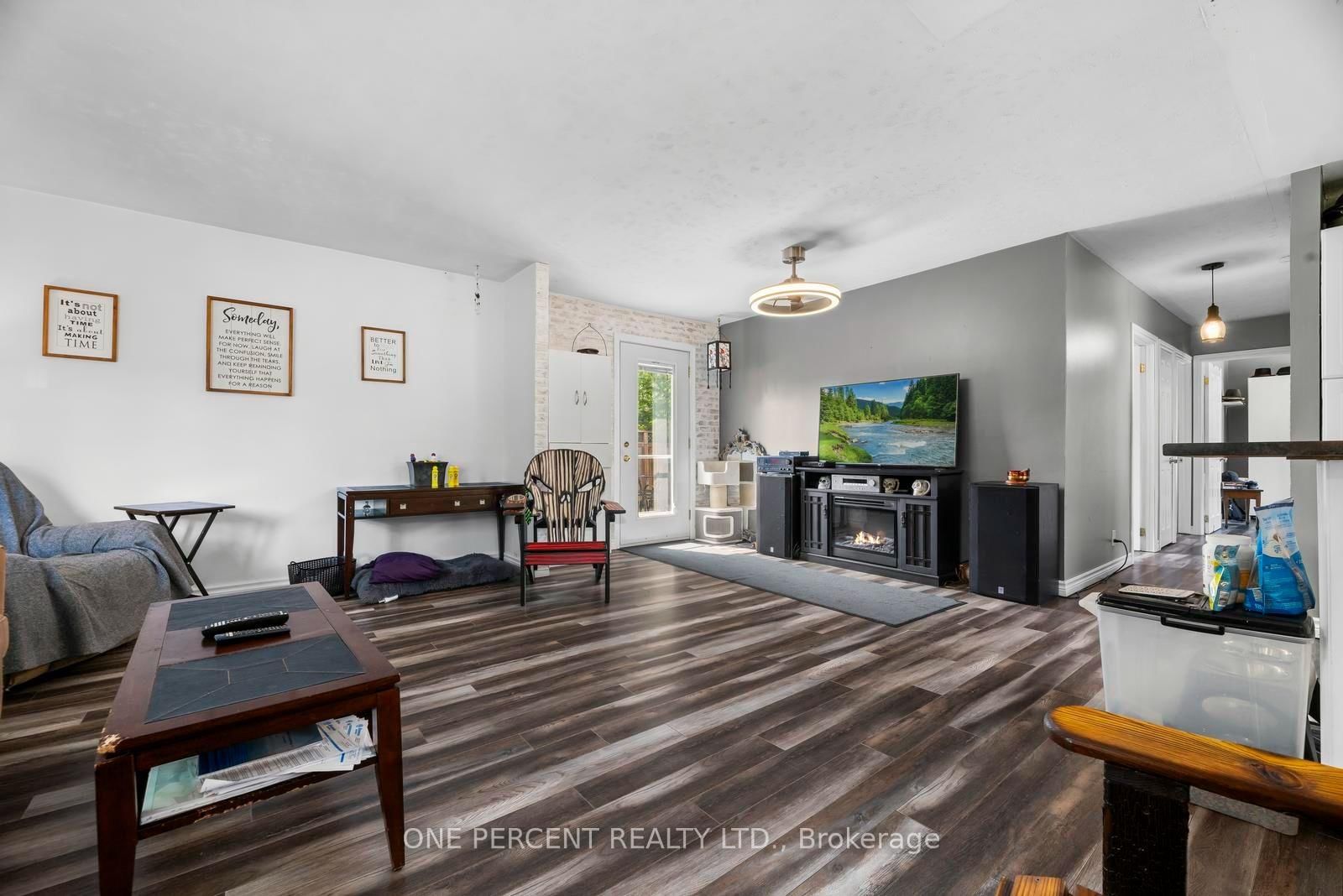 10 Magnolia Street • Highlands East, ON photo 11