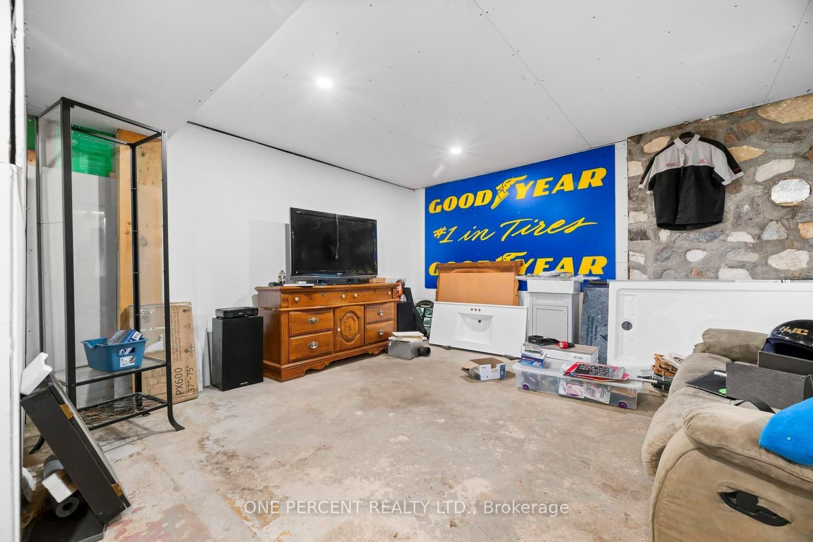10 Magnolia Street • Highlands East, ON photo 23