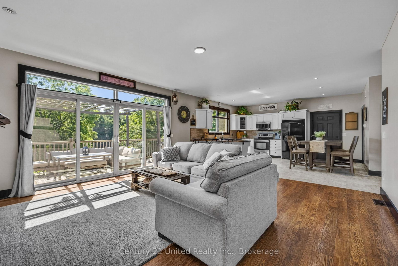 9015 Highway 28 • North Kawartha, ON photo 16