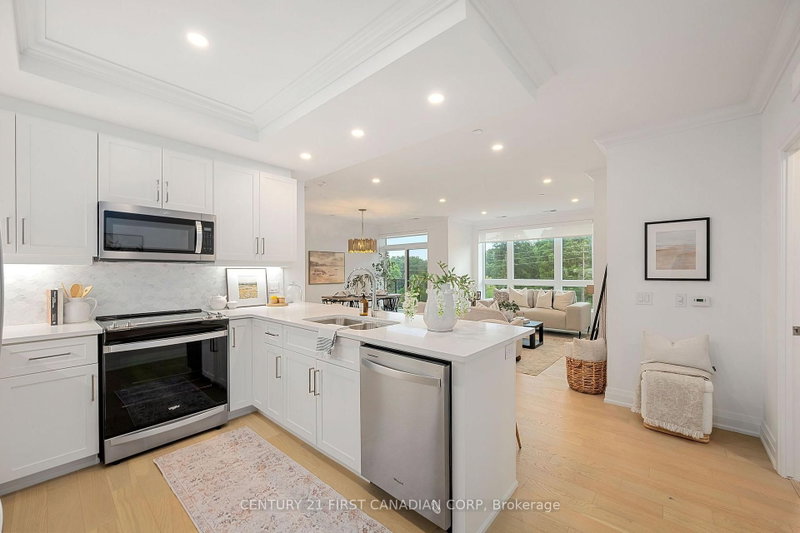 206 - 1975 Fountain Grass Drive