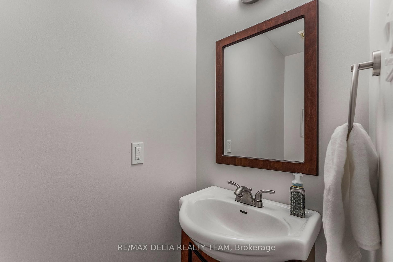 1657 Bottriell Way • Orleans, ON photo 13