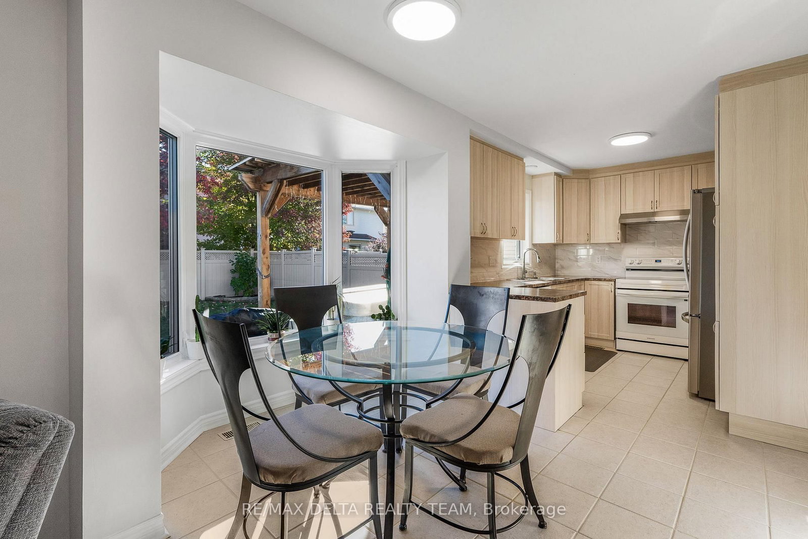1657 Bottriell Way • Orleans, ON photo 8
