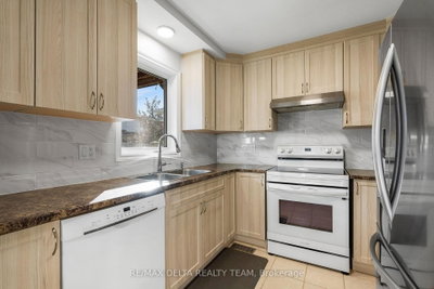 1657 Bottriell Way • Orleans, ON photo 9