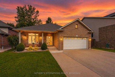 64 Mason Court • Welland, ON photo 3