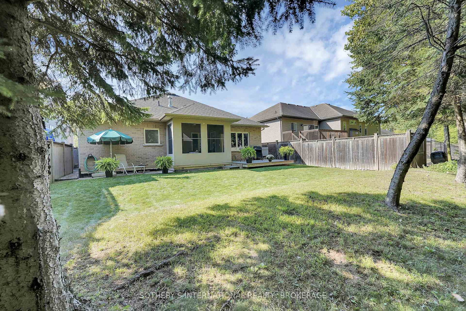 64 Mason Court • Welland, ON photo 35