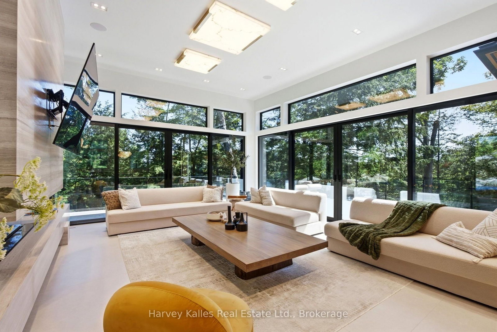 1013 Halls Road • #2 • Muskoka Lakes, ON photo 6